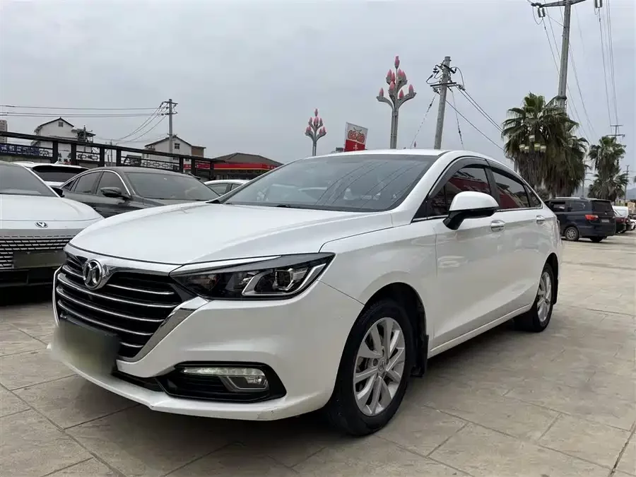 BAIC Saab D50