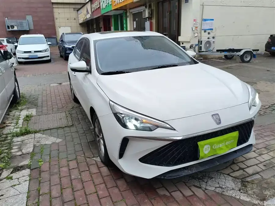 Roewe i5