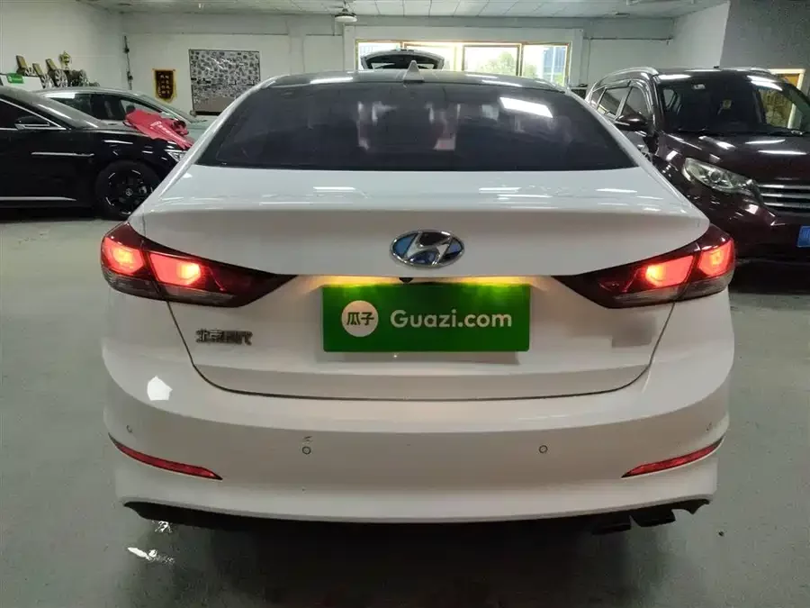 Hyundai elantra