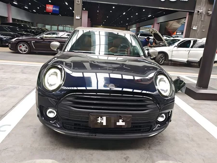 MINI CLUBMAN