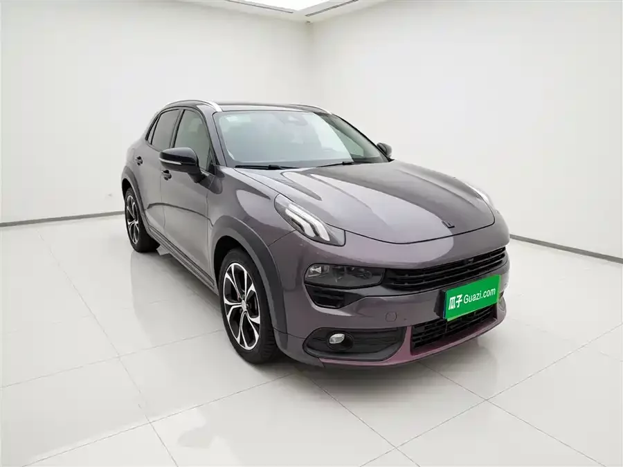 Lynk & Co 02