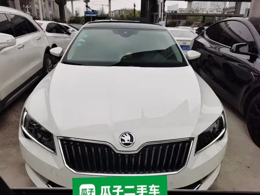 Skoda SuperB