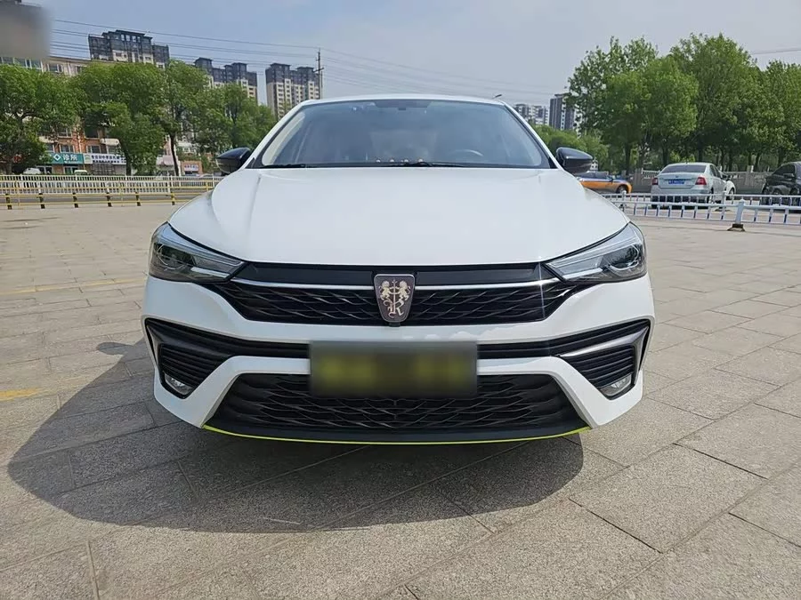 Roewe i5