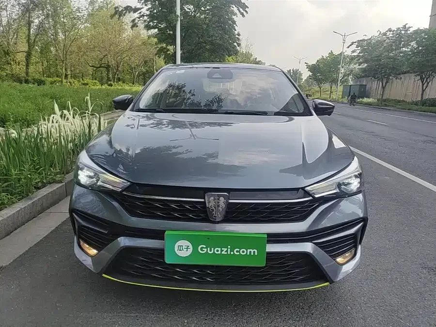 Roewe i5