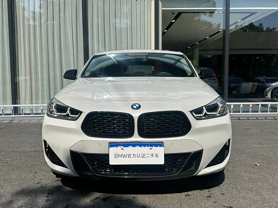 BMW X2