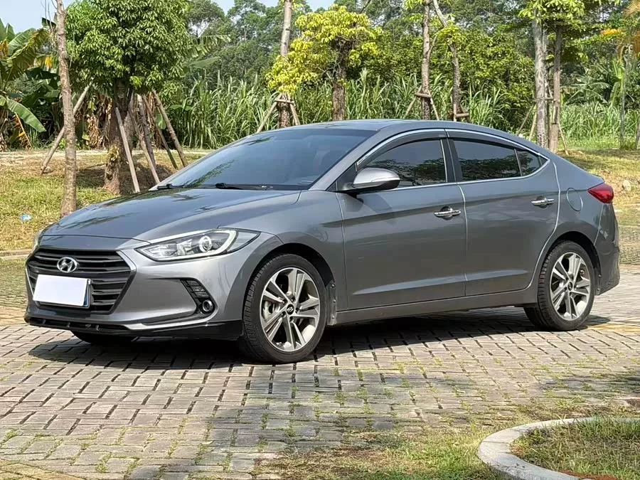 Hyundai elantra