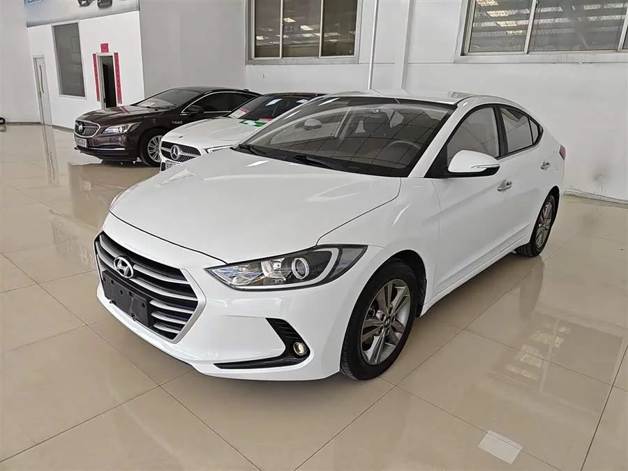 Hyundai elantra