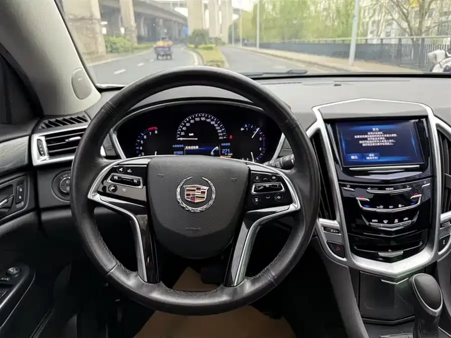 Cadillac SRX