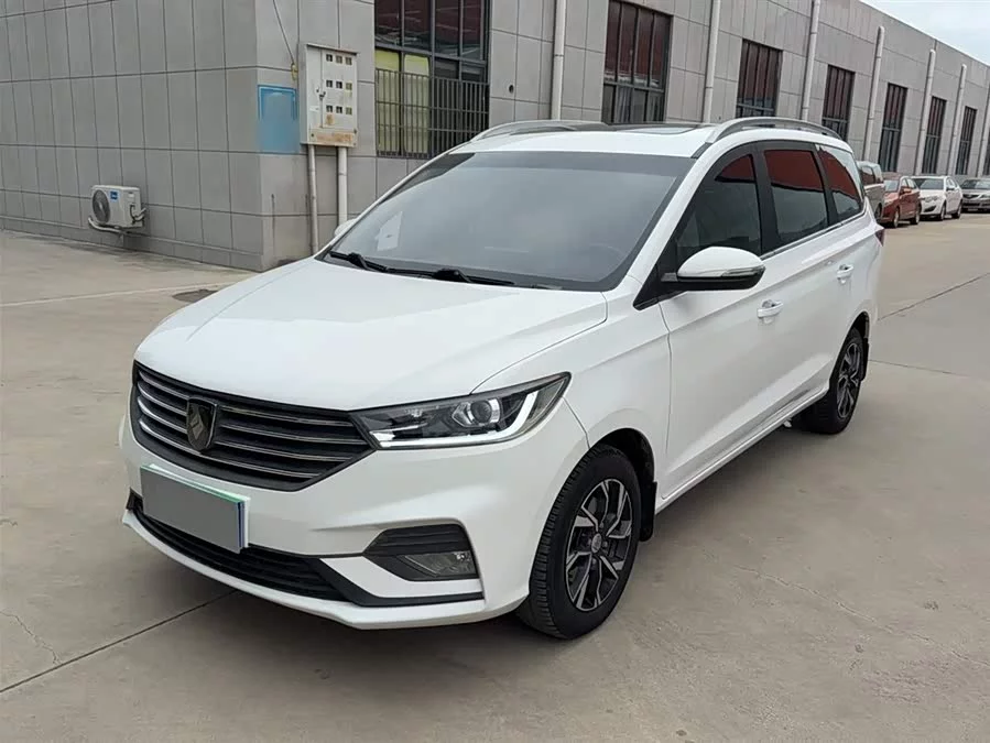 Baojun 360