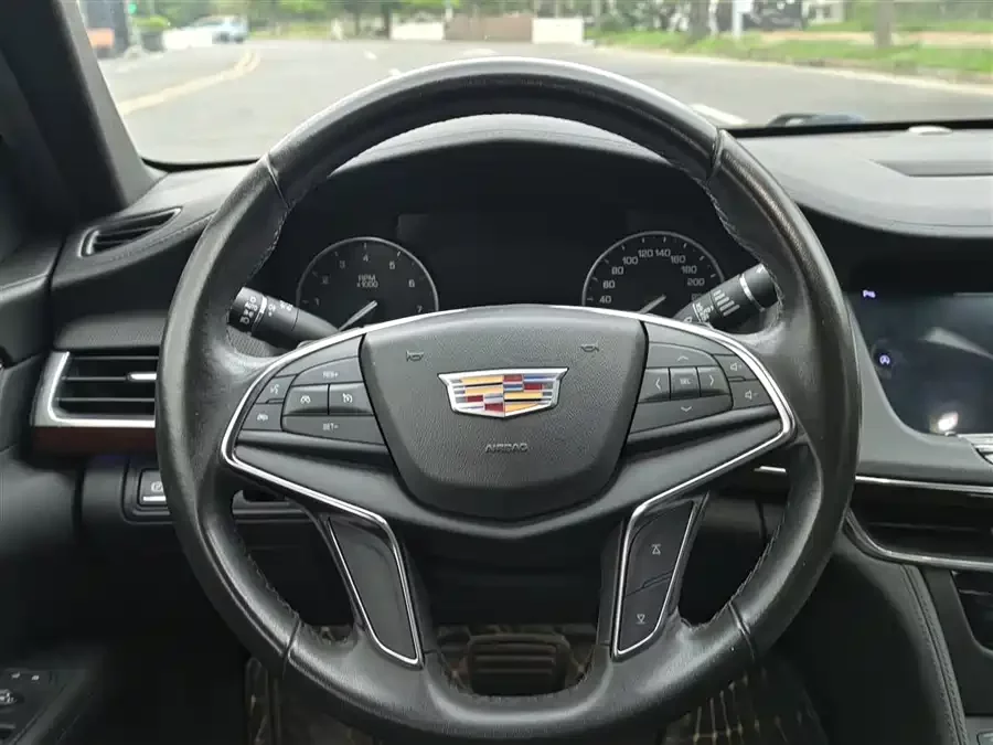 Cadillac CT6