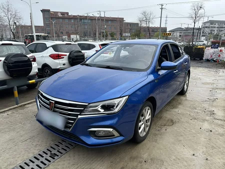 Roewe i5