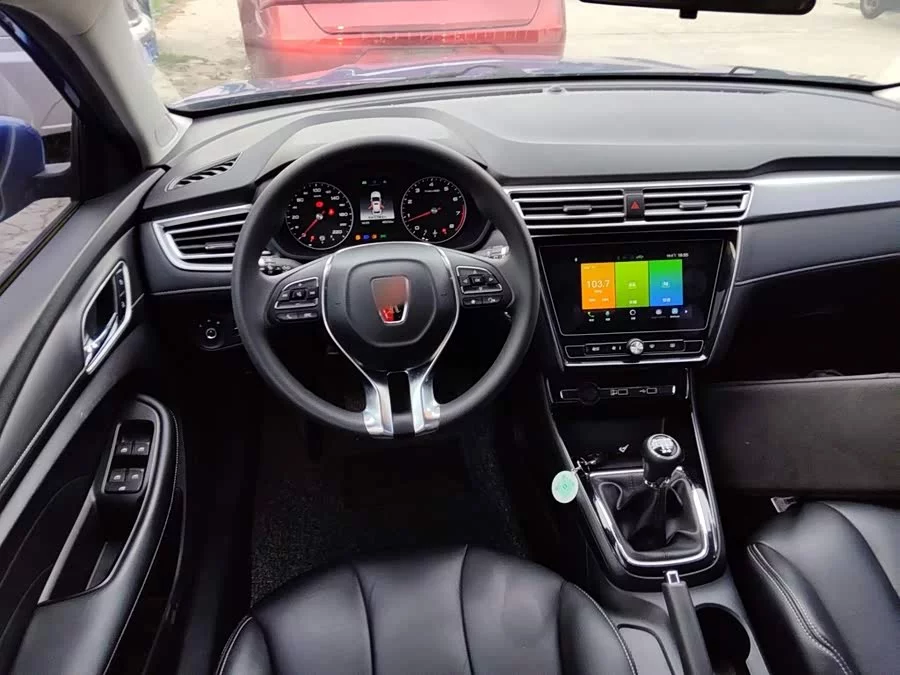 Roewe i5