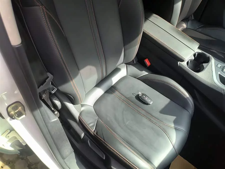 Peugeot 4008