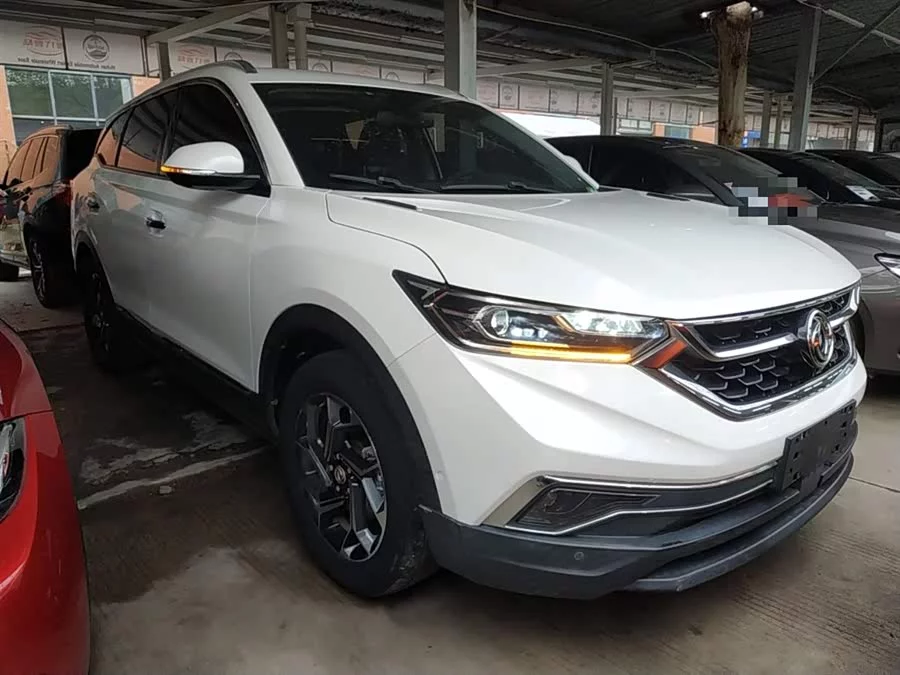 Dongfeng AX7