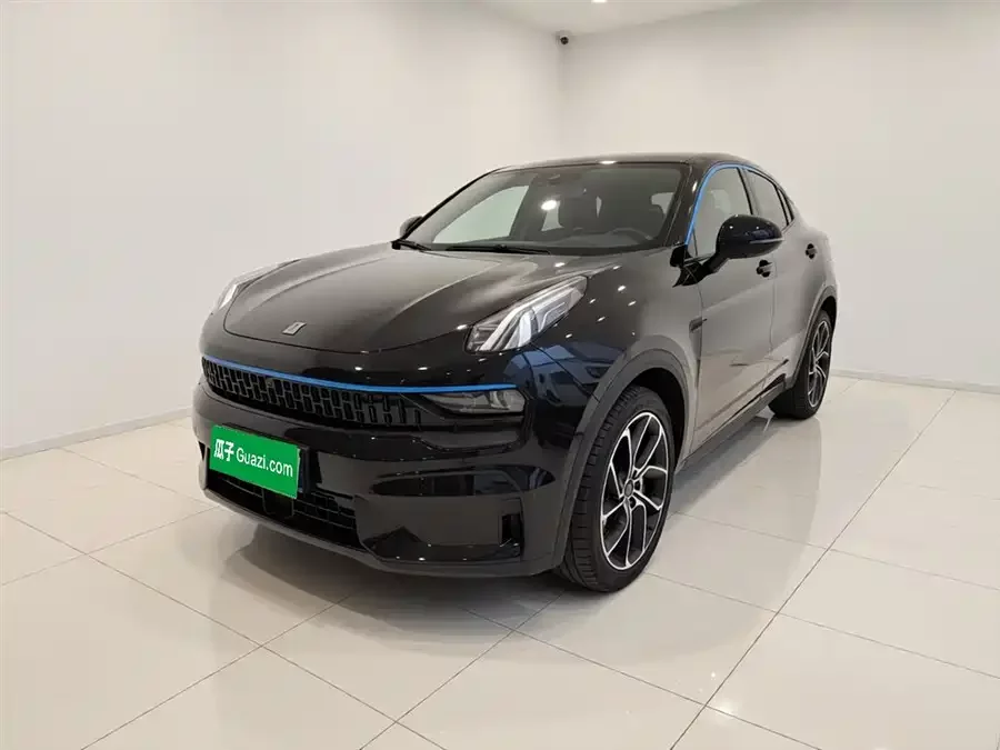Lynk & Co 05