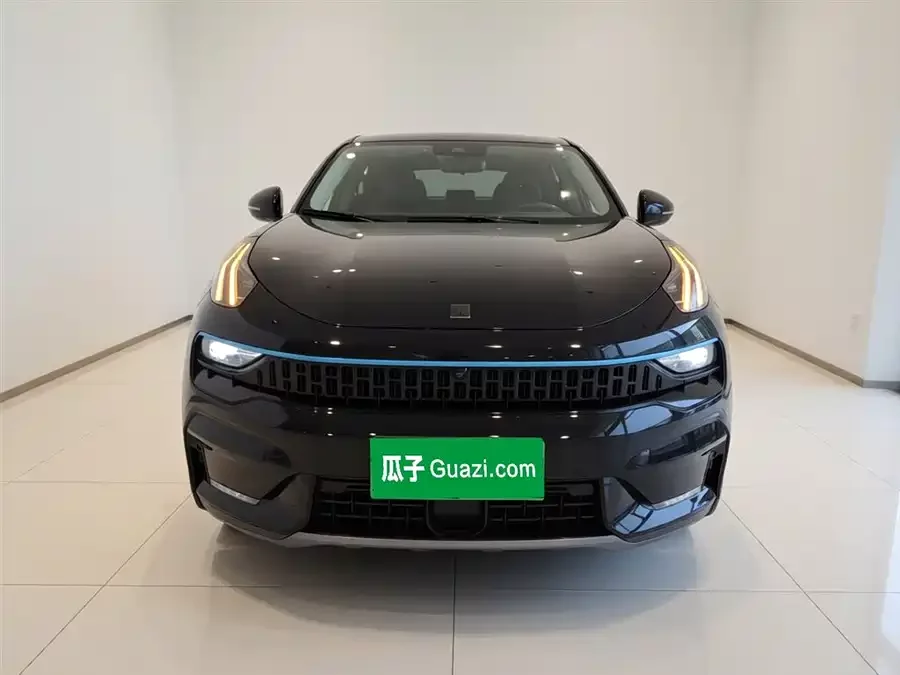 Lynk & Co 05