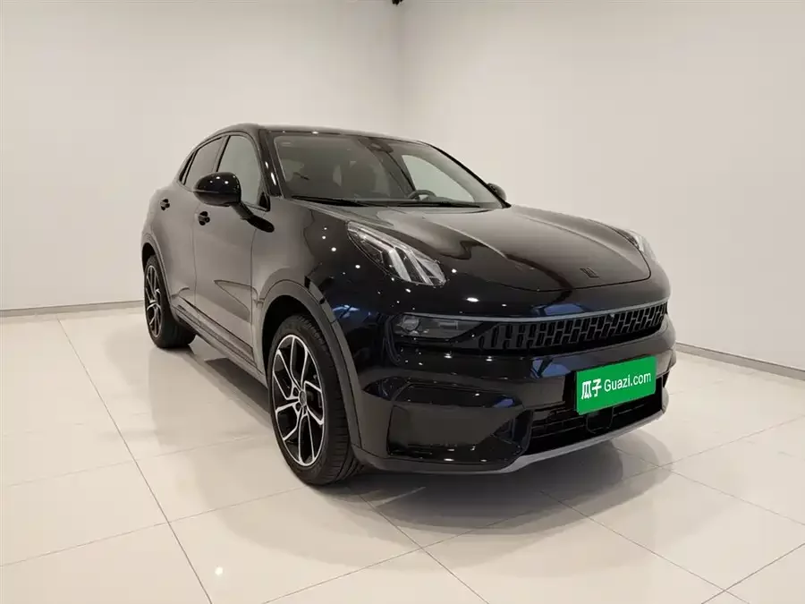 Lynk & Co 05