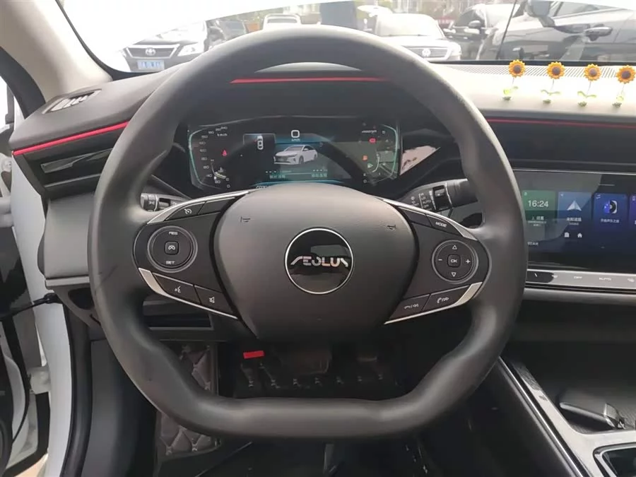 Dongfeng Yixuan MAX