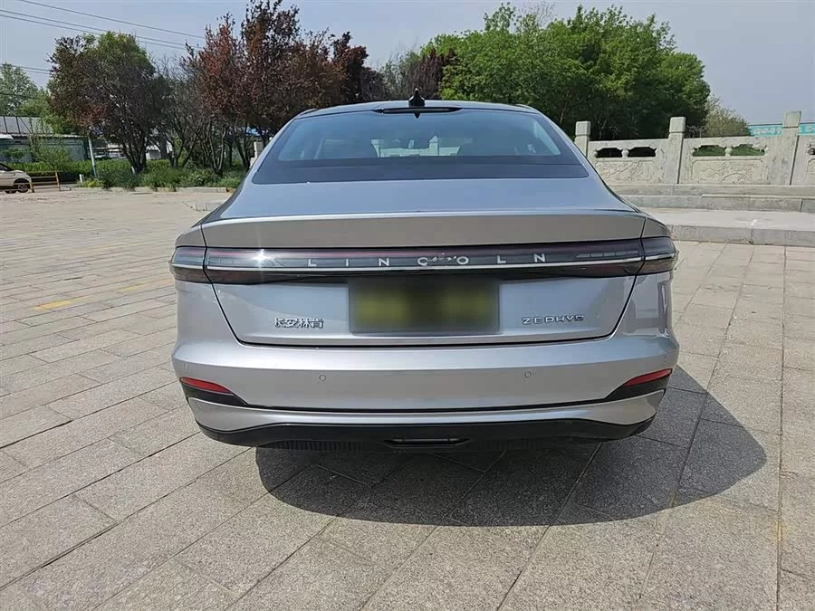 Lincoln Z