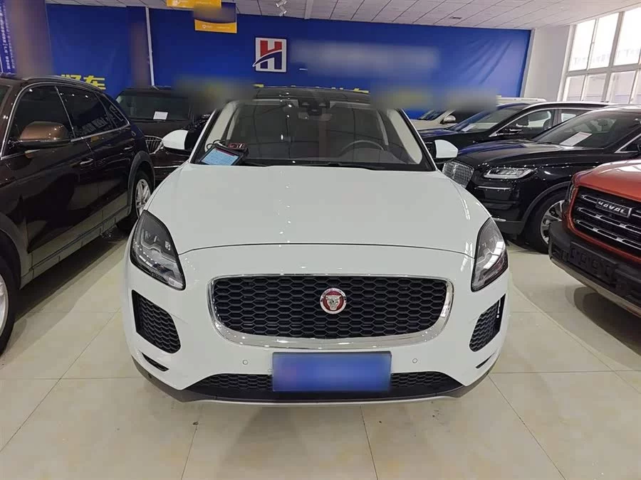 Jaguar E-PACE