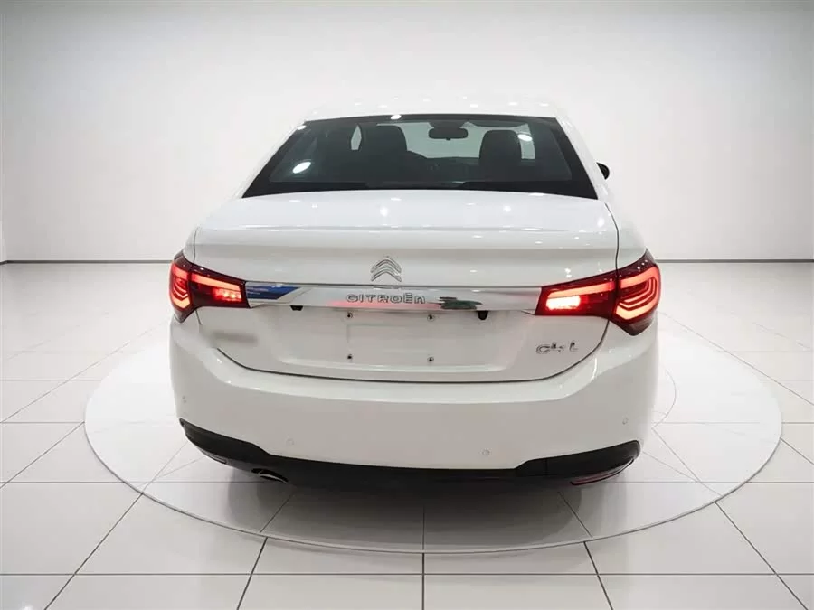 Citroën C4L
