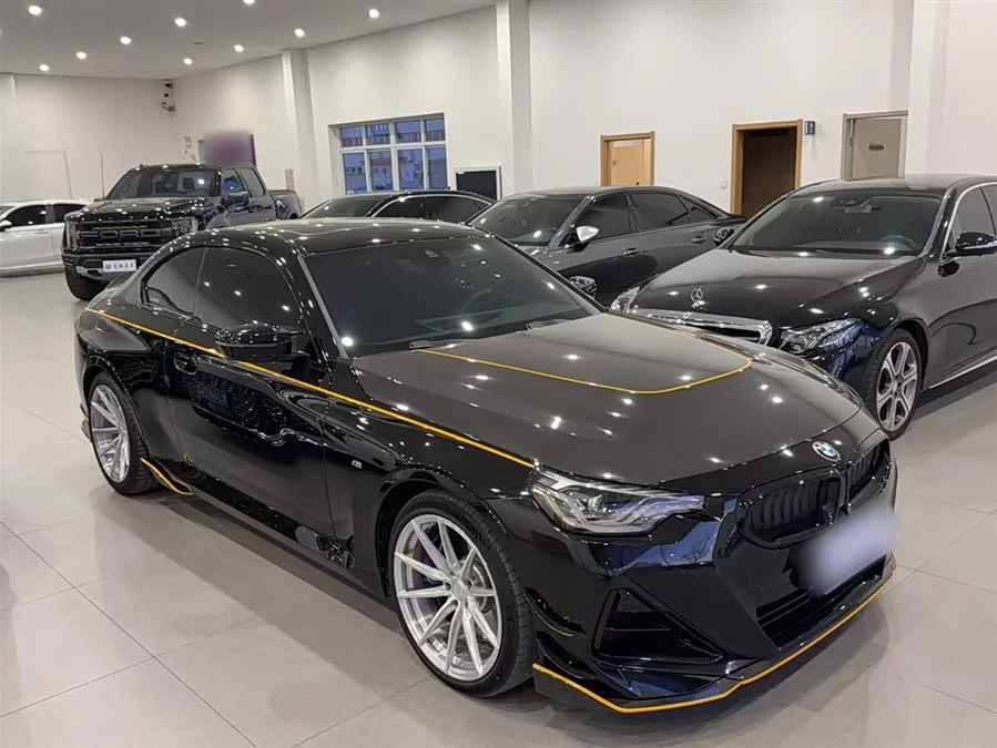 BMW M240i