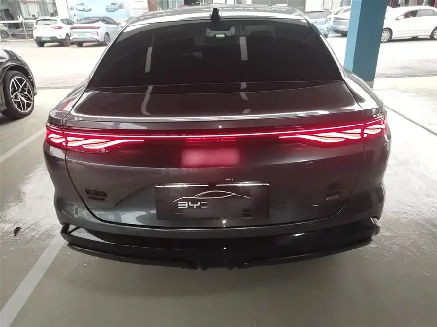 BYD Han L