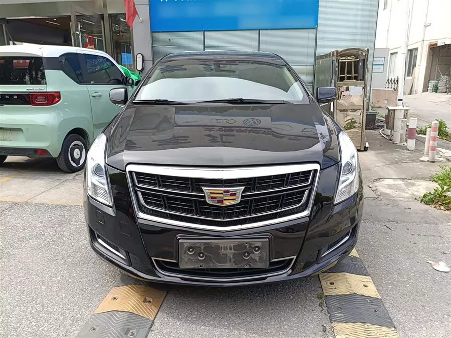 Cadillac XTS