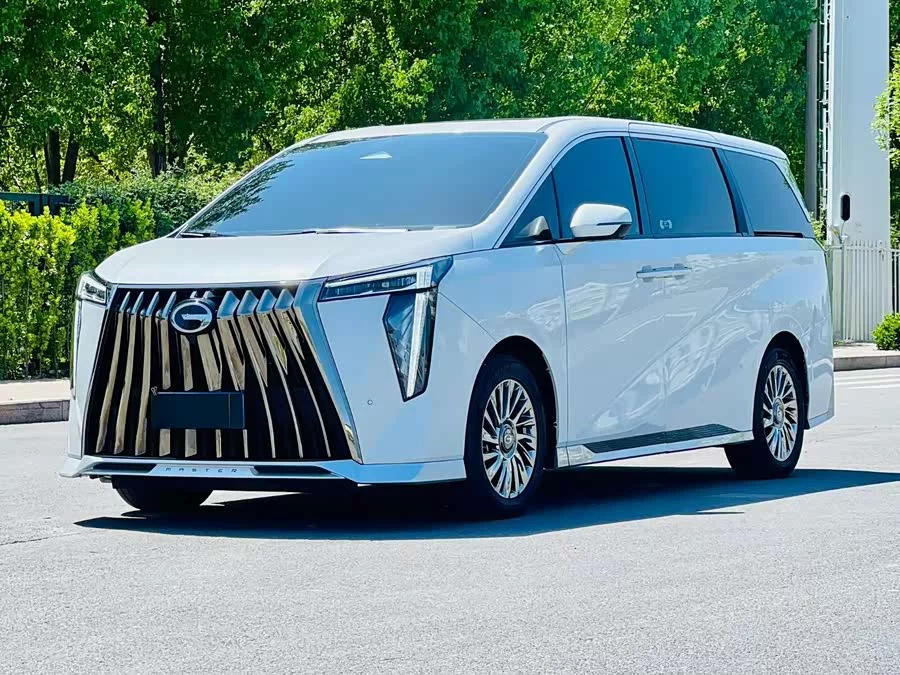 GAC Trumpchi M8