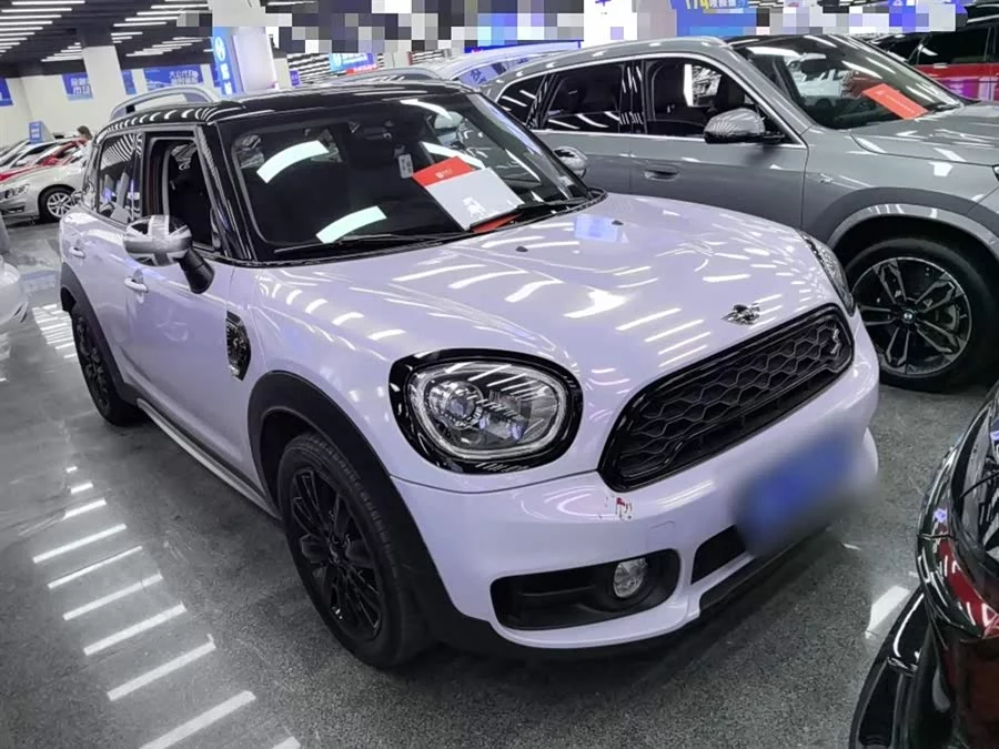 MINI COUNTRYMAN