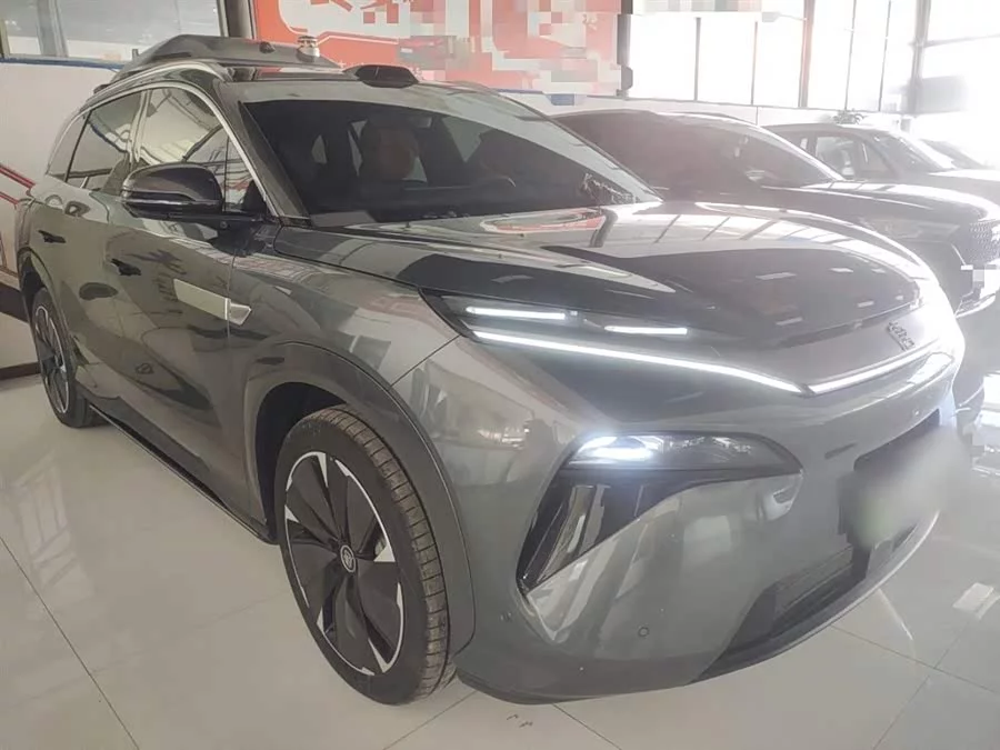 BYD Tang L