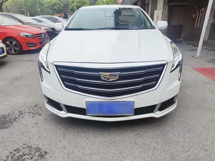 Cadillac XTS