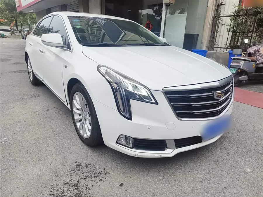 Cadillac XTS