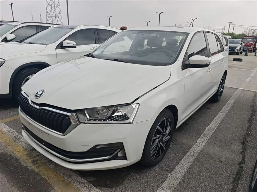 Skoda Rapid