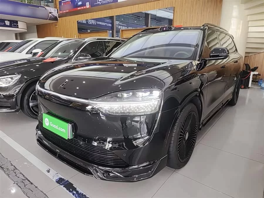 AITO Wenjie M9