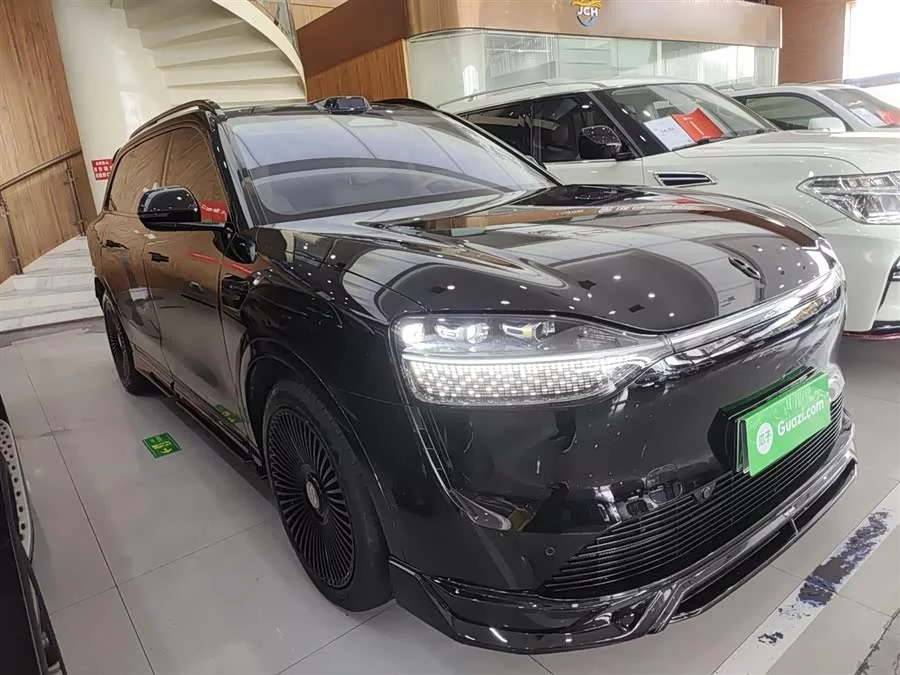 AITO Wenjie M9