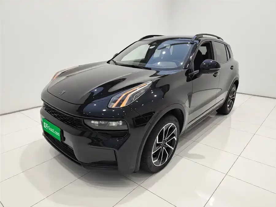 Lynk & Co 01
