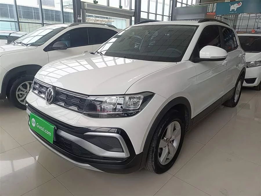 Volkswagen T-Cross (Tukai)