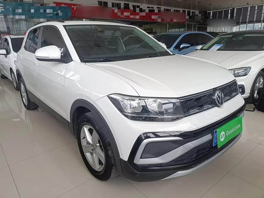 Volkswagen T-Cross (Tukai)