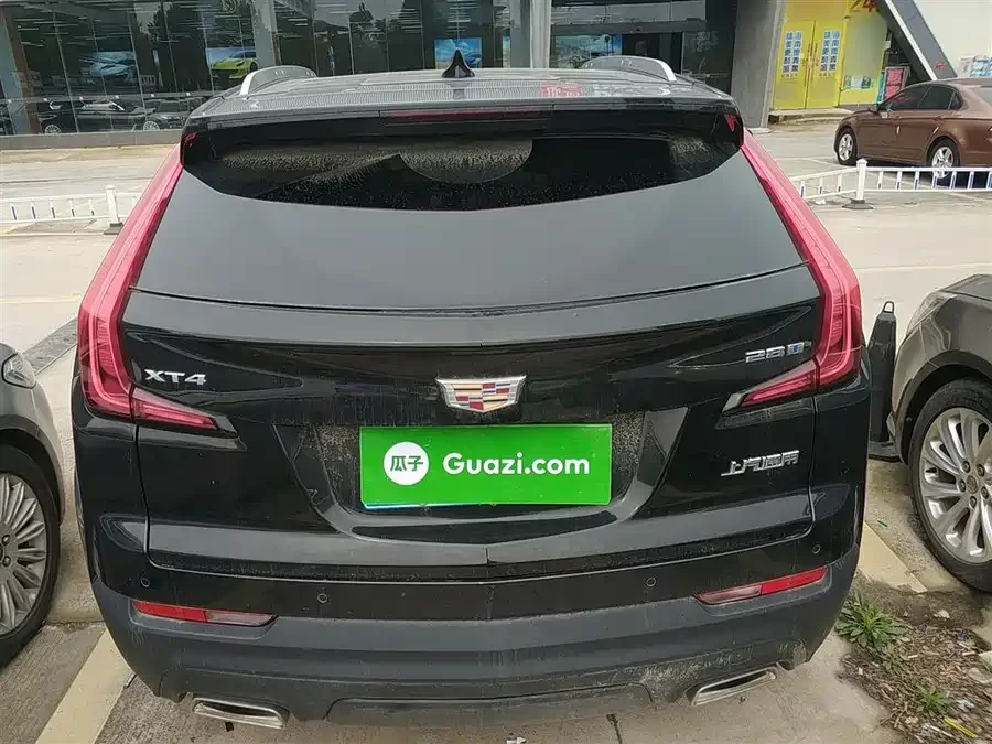 Cadillac XT4