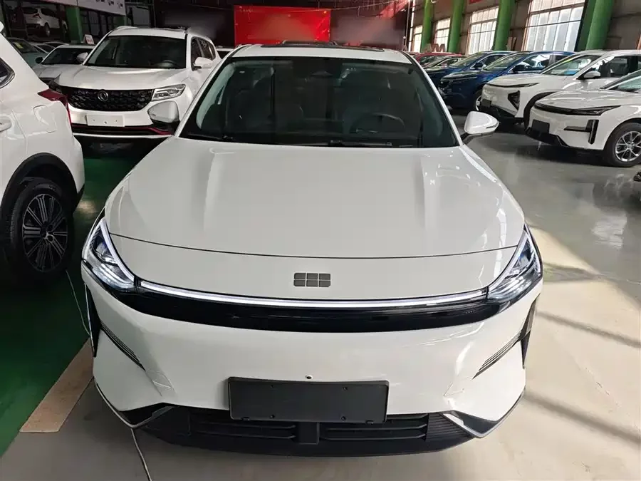 Geely Galaxy L6
