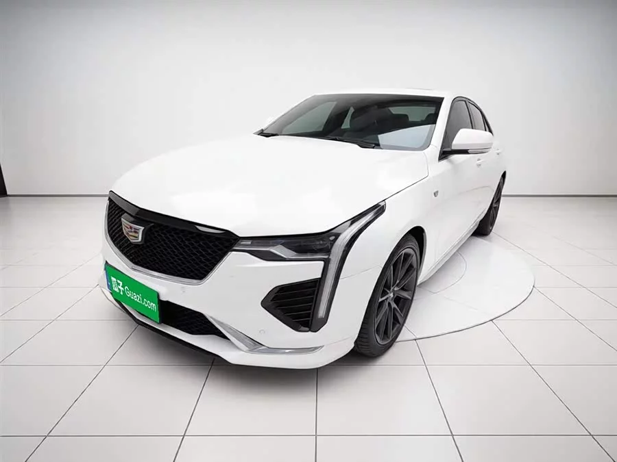 Cadillac CT4