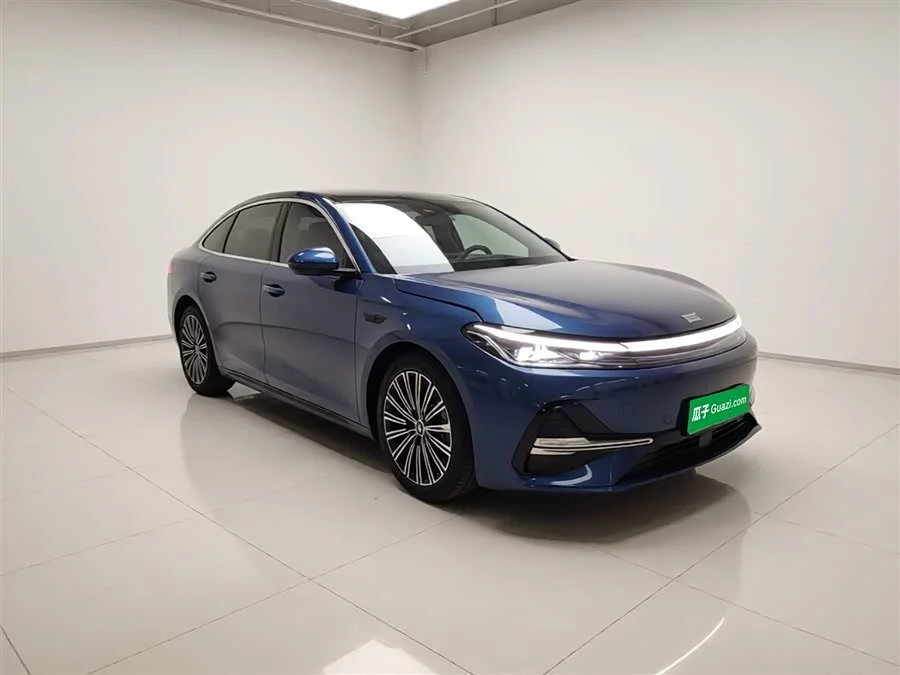 Geely Galaxy A7 EM
