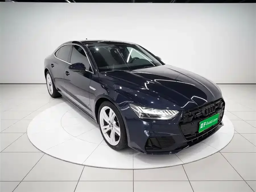 Audi A7L