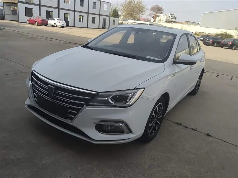 Roewe i5