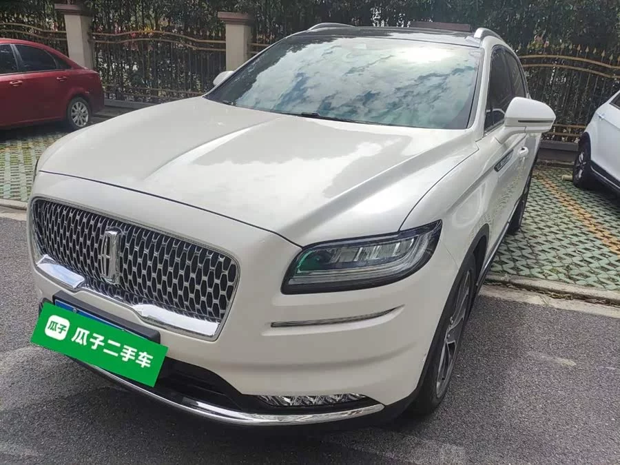Lincoln Navigator