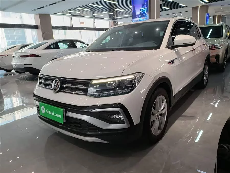 Volkswagen T-Cross (Tukai)
