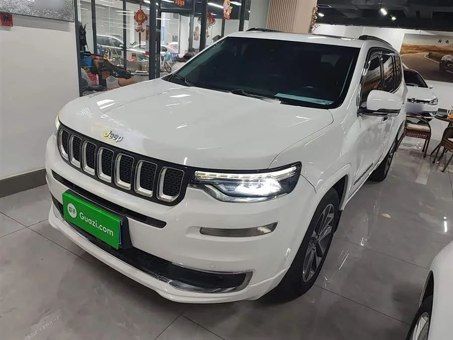Jeep Commander