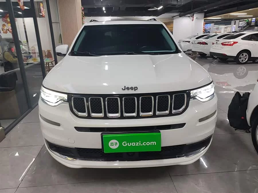 Jeep Commander