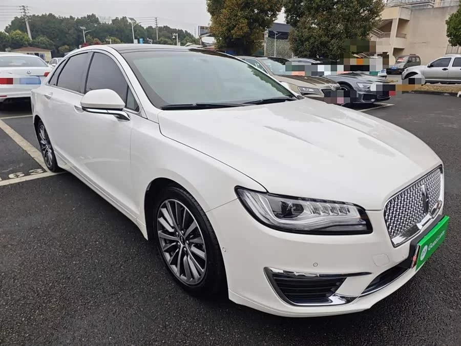 Lincoln MKZ